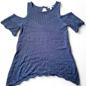 Women's Blue Knit Top